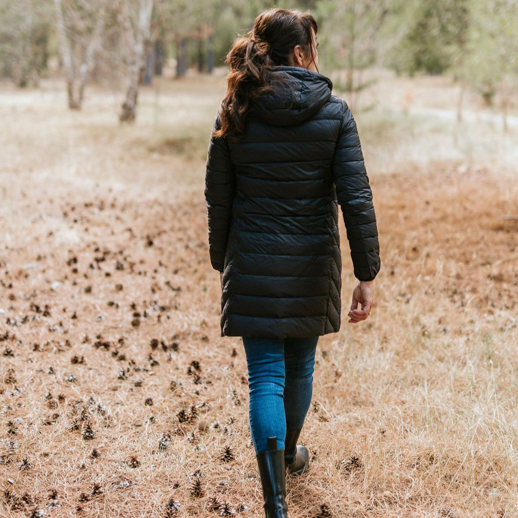 Arnie Women&#39;s Reversible 90/10 Down Coat - Black/Avocado