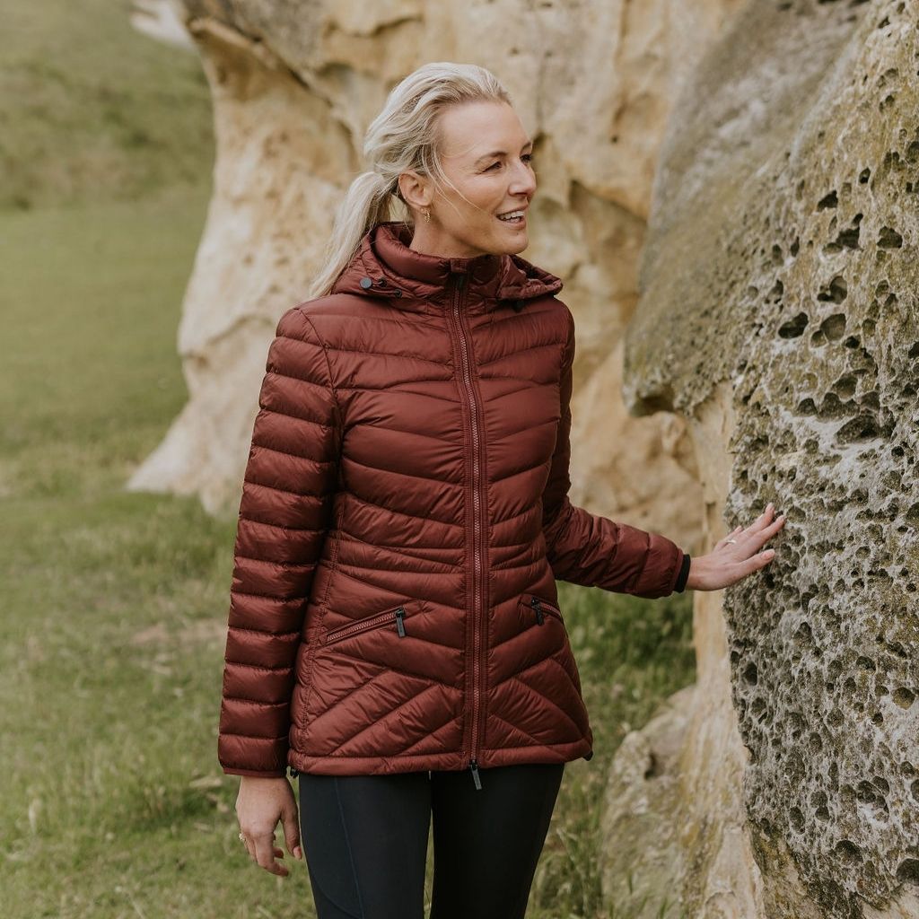 Cushla Women&#39;s 90/10 Packable Down Jacket - Cabernet