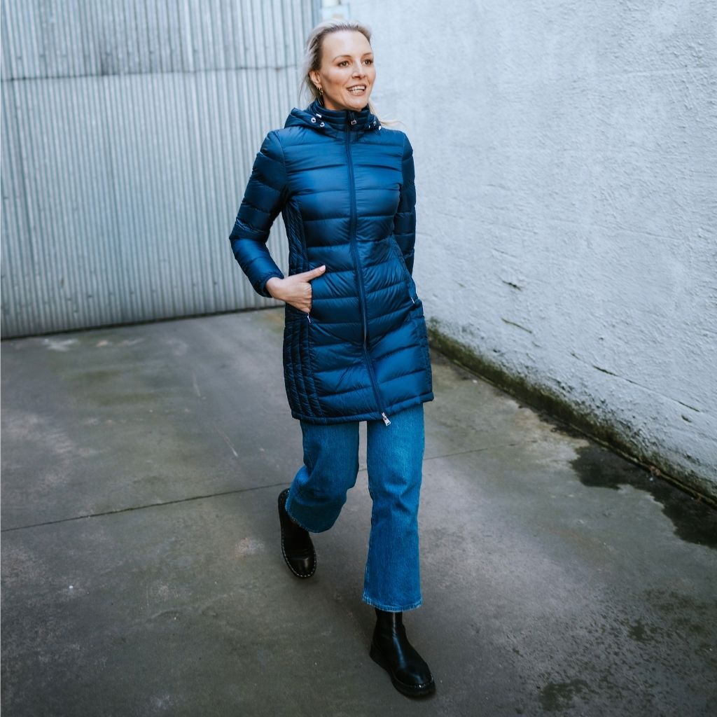 Sarah Women&#39;s 90/10 Packable Down Coat - Moonlight